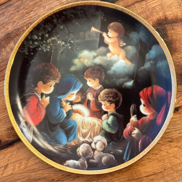 The Hamilton Collection Fired Nativity Plate - Picture 1 of 3
